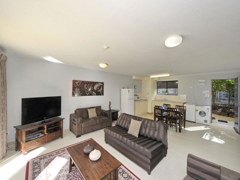 Nelson Bay Breeze - Accommodation QLD 9