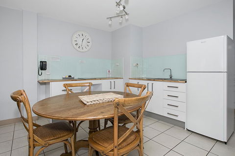 Nelson Bay Breeze - Accommodation QLD 13