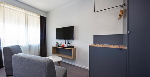 Mantra MacArthur Hotel - Accommodation QLD 27