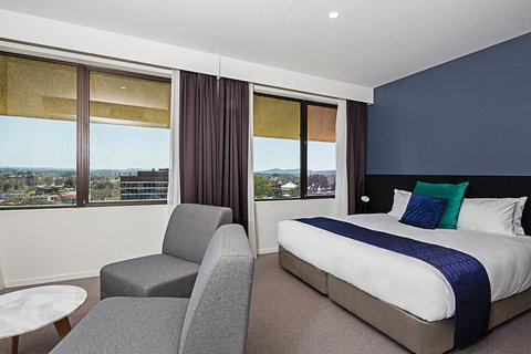 Mantra MacArthur Hotel - Accommodation QLD 12