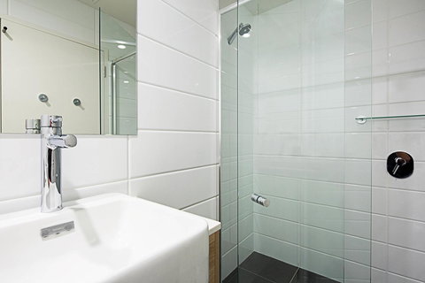 Mantra MacArthur Hotel - Accommodation QLD 18