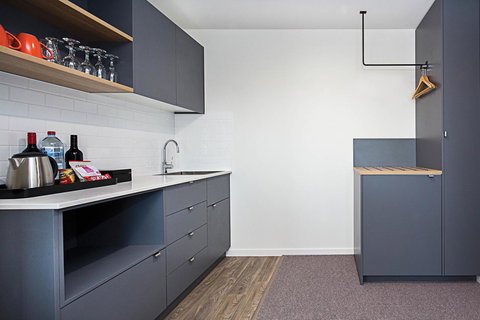 Mantra MacArthur Hotel - Accommodation QLD 20