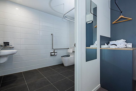 Mantra MacArthur Hotel - Accommodation QLD 26