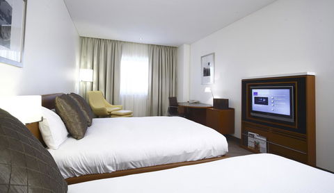 Novotel Canberra - Accommodation QLD 20