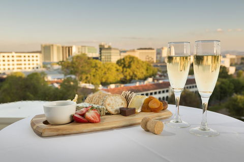 Novotel Canberra - Accommodation QLD 39