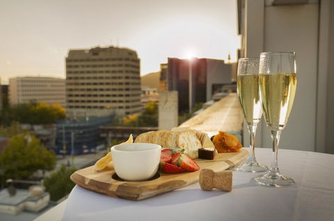 Novotel Canberra - Accommodation QLD 38
