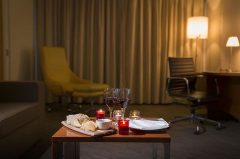 Novotel Canberra - Accommodation QLD 42