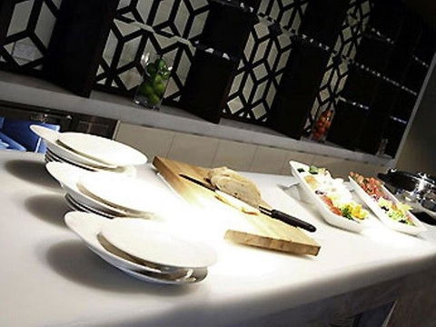 Novotel Canberra - Accommodation QLD 30