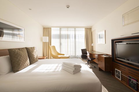 Novotel Canberra - Accommodation QLD 10