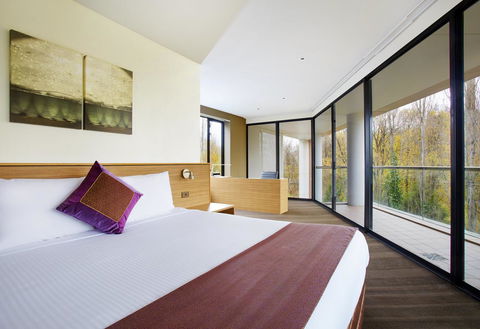 Crowne Plaza Canberra, An IHG Hotel - Accommodation QLD 43