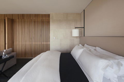 Hotel Realm - Accommodation QLD 18