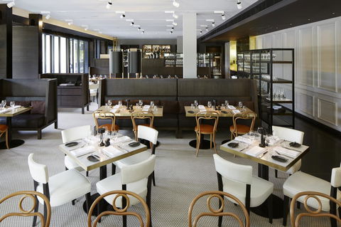 Hotel Realm - Accommodation QLD 31