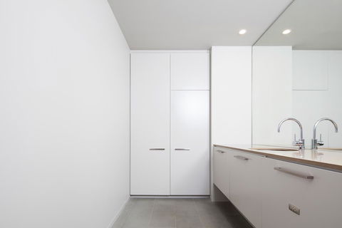 Hotel Realm - Accommodation QLD 4