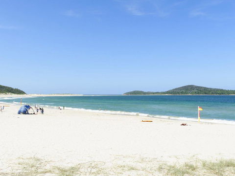 Bombora @ Fingal Bay - Accommodation QLD 1