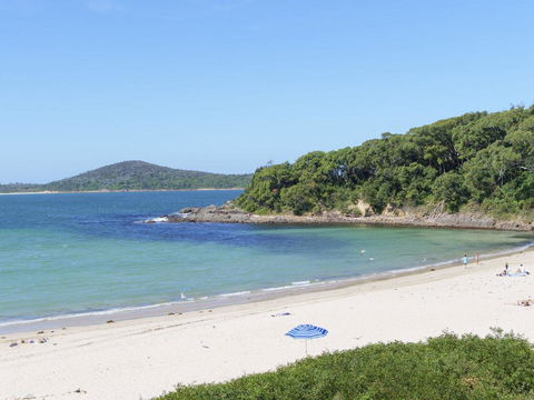 Bombora @ Fingal Bay - Accommodation QLD 2