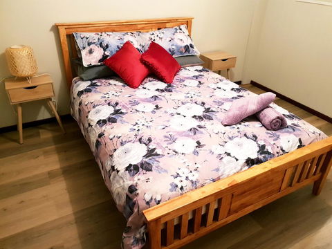 Bonsai B&B Stay - Accommodation QLD 0