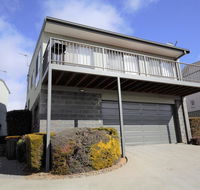 Boronia 2/30 Nettin Circuit - Accommodation QLD