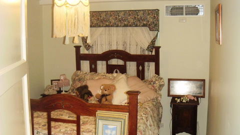 Boulder Lodge - Accommodation QLD 2