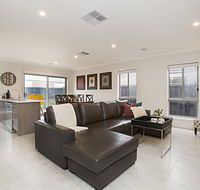 BOUTIQUE STAYS - Carinya - Accommodation QLD