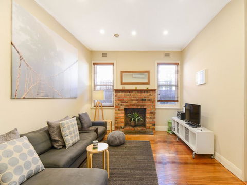 Boutique Stays - Clifton Park, House In Clifton Hill - Accommodation QLD 2