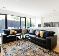 Boutique Stays-Murrumbeena Place 1 - Accommodation QLD