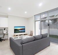 Brand New 2 bedroom Apartment for 7 People - Accommodation QLD