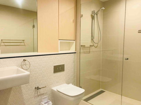 Brand New 2bedroom Apt In The Upper North Shore - Accommodation QLD 3