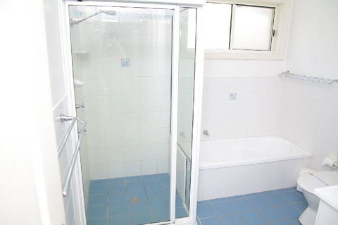 Breakers 2, 13 East Street - Accommodation QLD 1