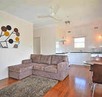 Breakers 4 2 Hill Street - Accommodation QLD