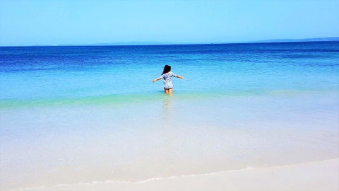 Breath Taking Jervis Bay Views With Possible 4pm Checkout - Accommodation QLD 3