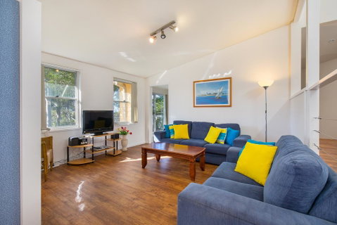 Breeze In Mollymook Beach - Accommodation QLD 2