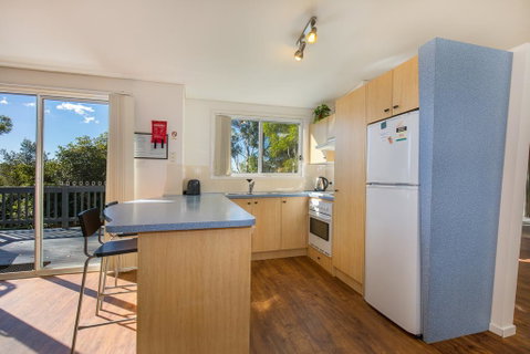 Breeze In Mollymook Beach - Accommodation QLD 3