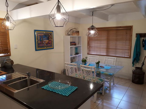 Bridgewater Dog'n'me...furkid And Family Friendly... - Accommodation QLD 3