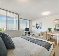 Bright and Sunny Studio Apartment - Accommodation QLD