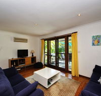 Brilliant Location - Accommodation QLD