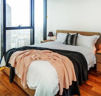 Brisbane Centre with Glorious Views  Pool - Accommodation QLD