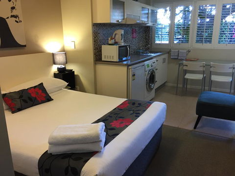 Brisbane Street Studios - Accommodation QLD 3