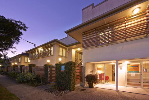 Brisbane Street Studios - Accommodation QLD 0