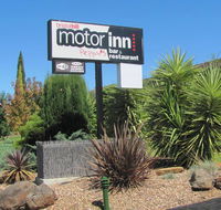 Bristol Hill Motor Inn  Peppa's Licensed Restaurant - Accommodation QLD