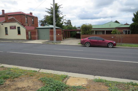 Bristol House Accommodation - Accommodation QLD 1