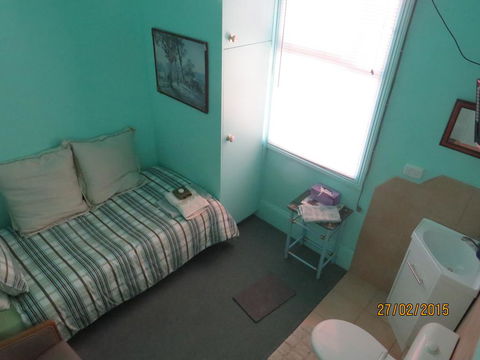Bristol House Accommodation - Accommodation QLD 3
