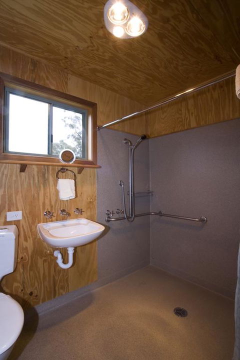 Brodribb River Rainforest Cabins - Cabin 3 - Accommodation QLD 3