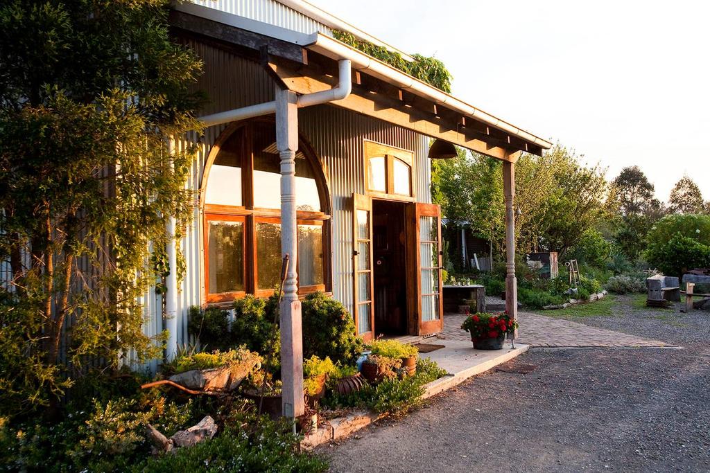 Lade Vale NSW Accommodation QLD