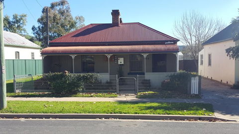 Browncoat Cottage Mudgee - Accommodation QLD 0