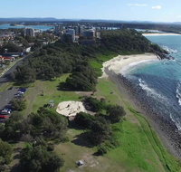 Bubsys Beach House at Pebbly - Accommodation QLD