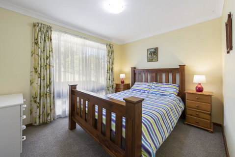 Buckland St 29 Mollymook - Accommodation QLD 3