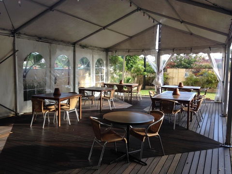 Budget Motel - Accommodation QLD 1