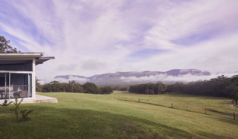 Bundaleer - Architect Designed, Stunning Views! - Accommodation QLD 2