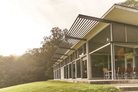 Bundaleer - Architect Designed, Stunning Views! - Accommodation QLD 0