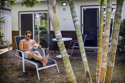 Bush Village Holiday Cabins - Accommodation QLD 3